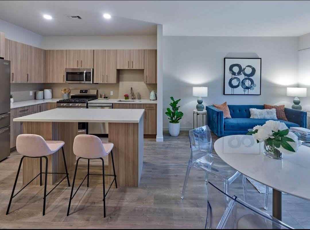 226 W Fort Lee Rd #2-2