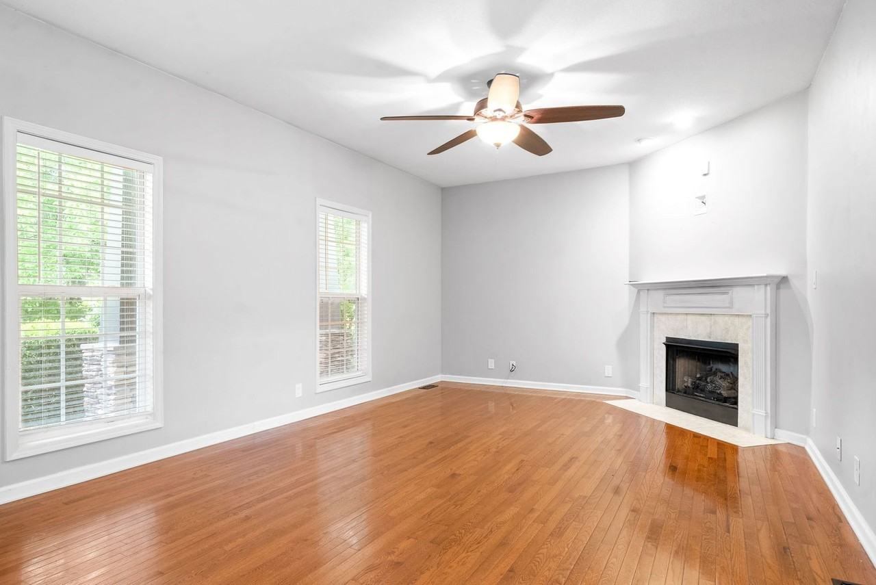 882 Passenger Creek Ln