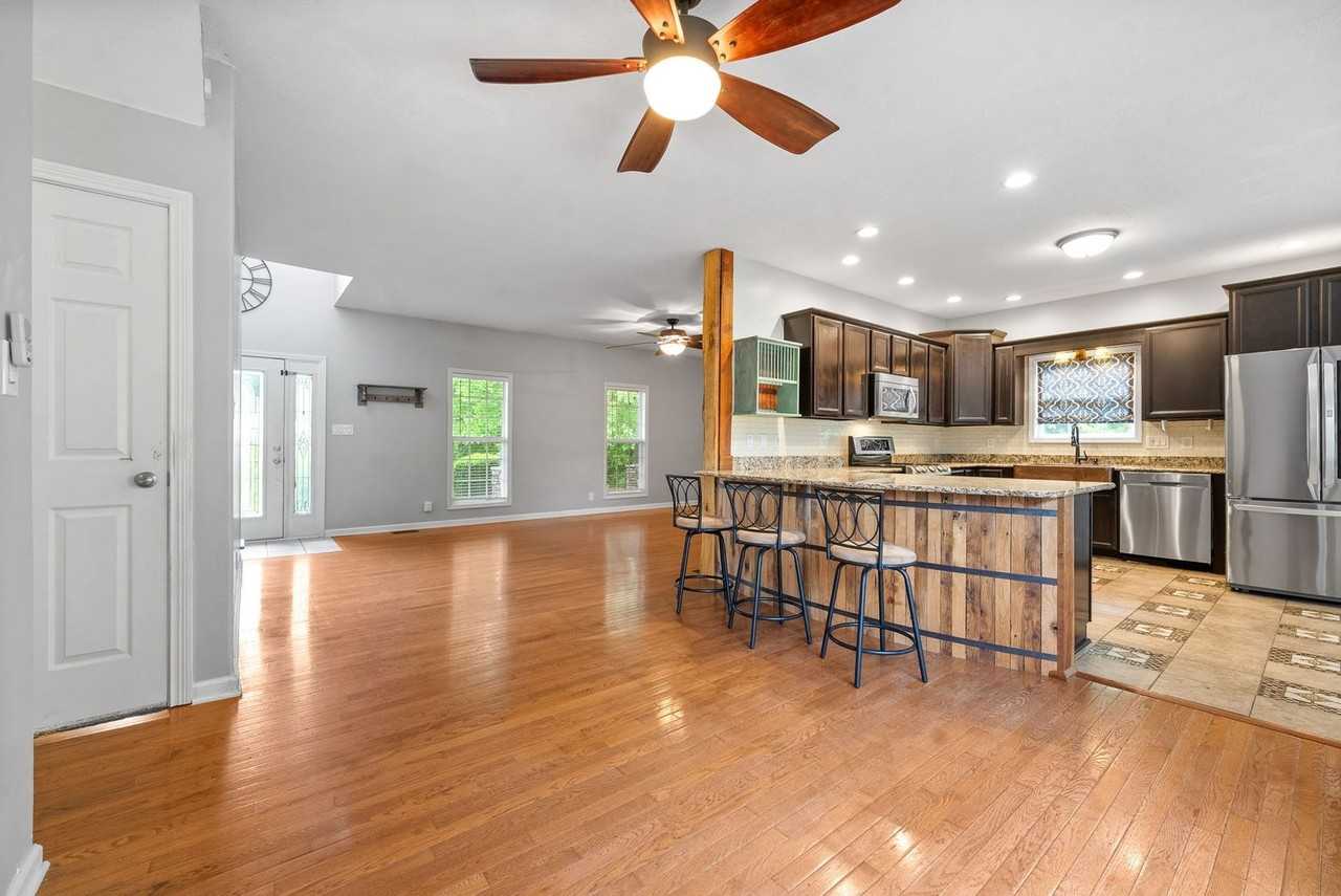 882 Passenger Creek Ln - Photo 2 of 45