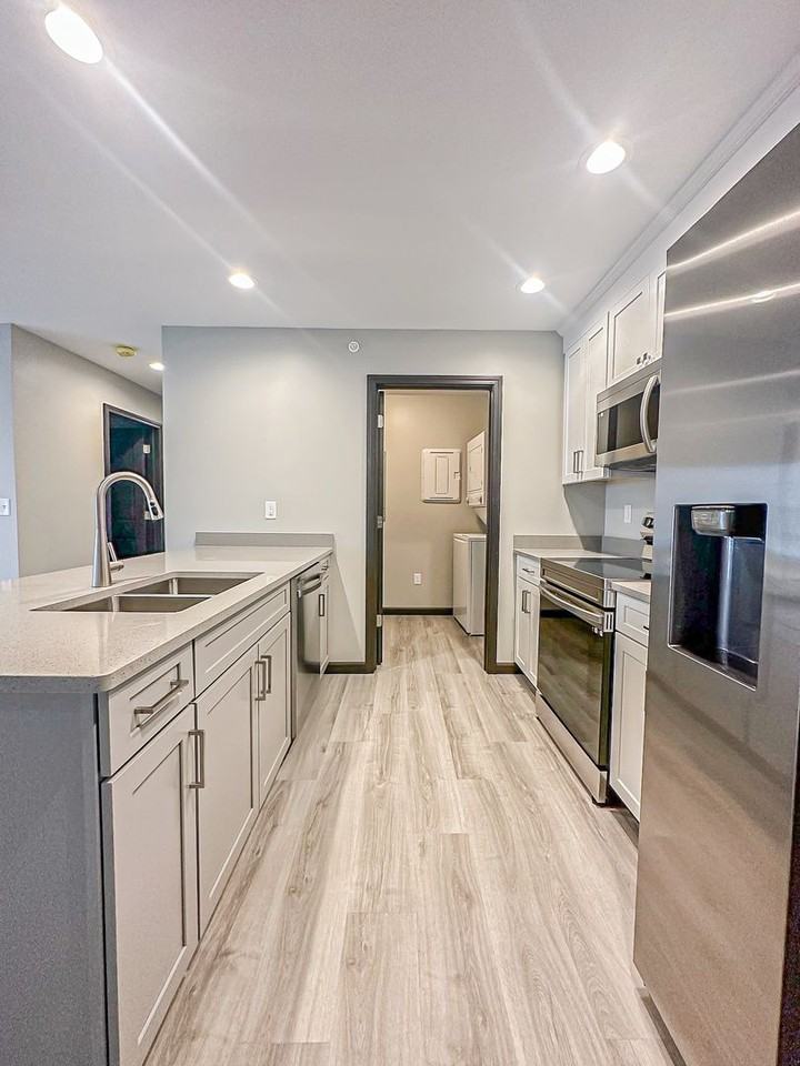 Fairway Place Apartments - Photo 3 of 50