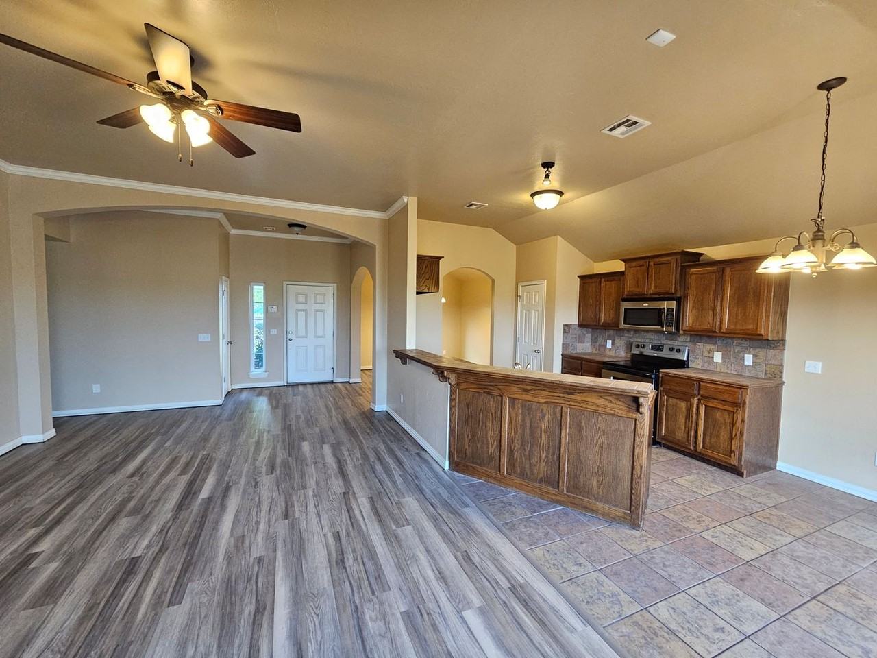 221 Dollina Ct - Photo 2 of 19
