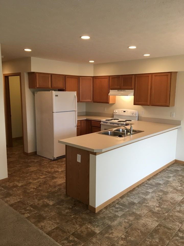 Messler Family Laurel Creek Apts 2200 Morning Glory Dr. - Photo 3 of 35