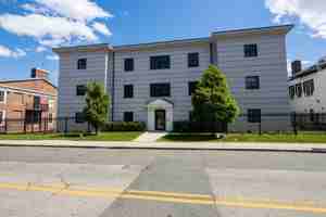 featured image of 285 Golden Hill St