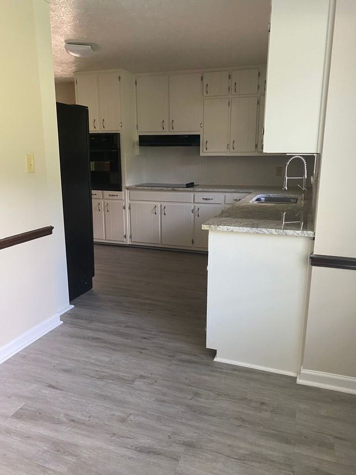 3356 Veracruz Way - Photo 5 of 14