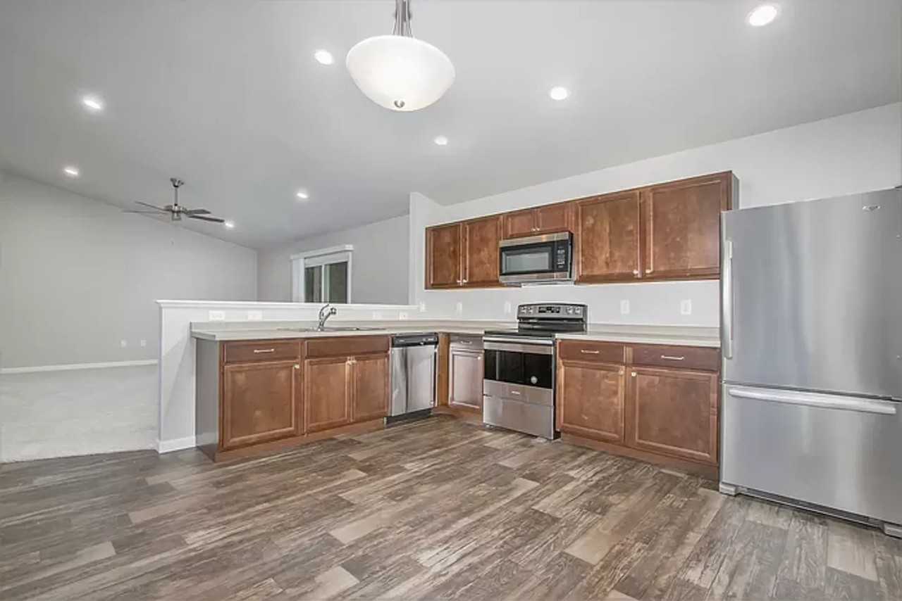 16525 Bedington Dr - Photo 2 of 16
