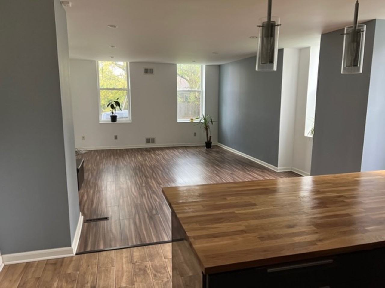 4517 Coleridge St - Photo 3 of 18
