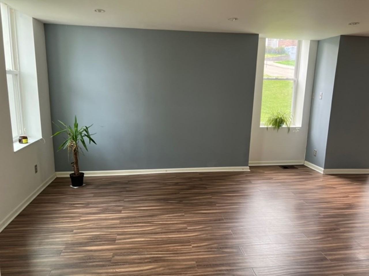 4517 Coleridge St - Photo 4 of 18