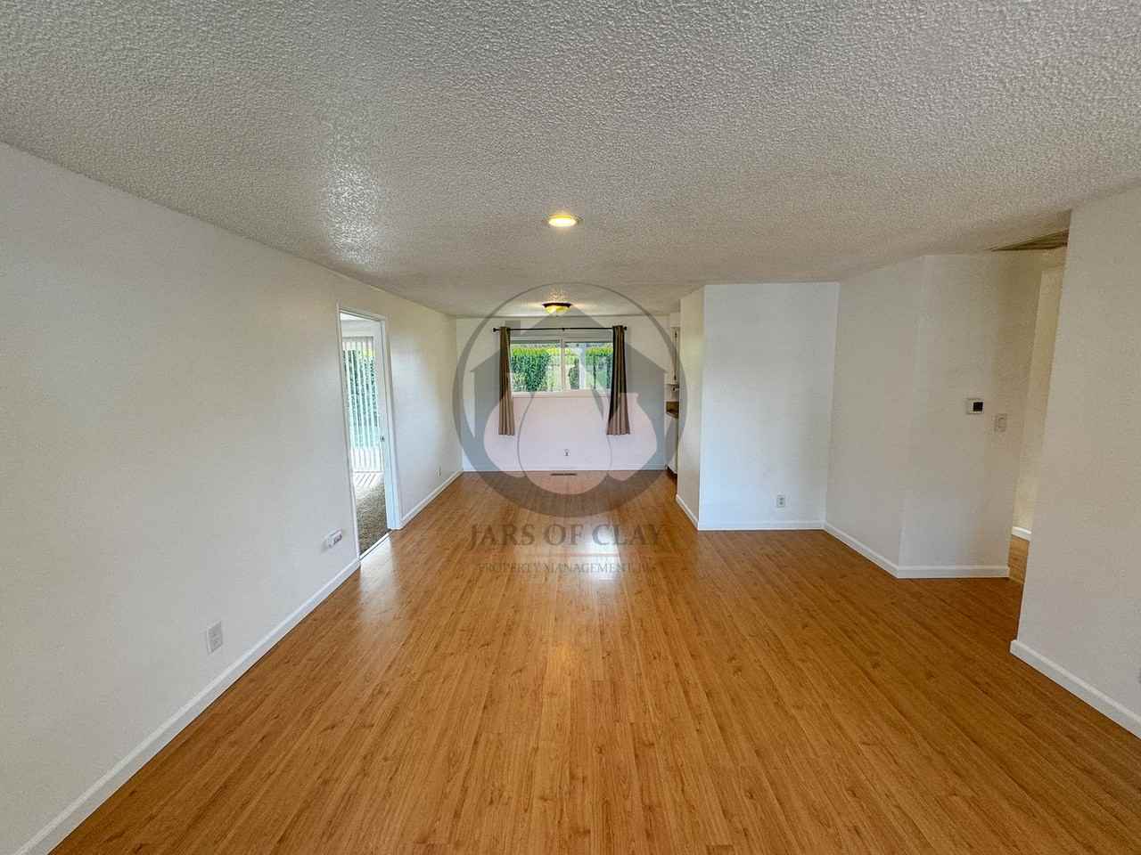 4934 Nina Avenue Southeast - Photo 4 of 16