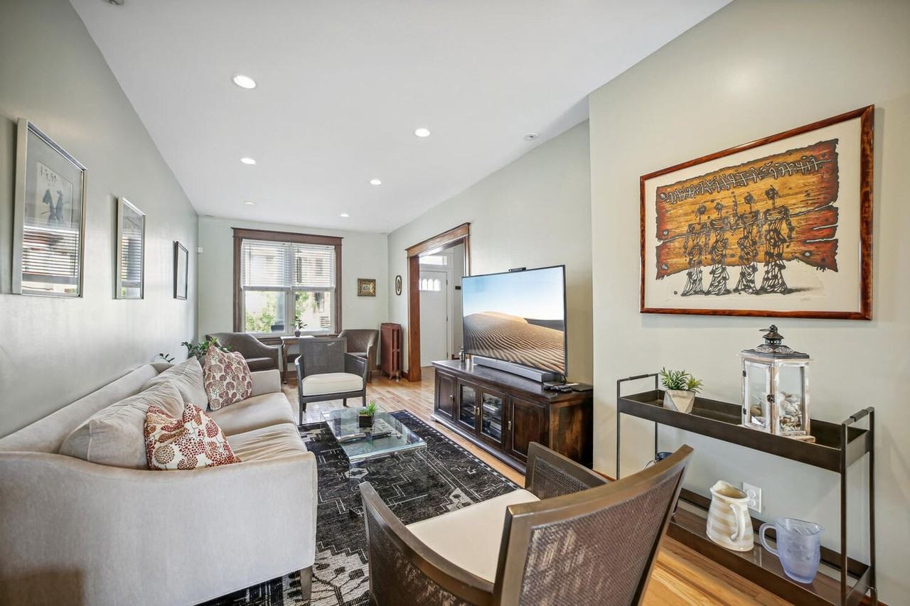 3617 13th St Nw - Photo 5 of 23