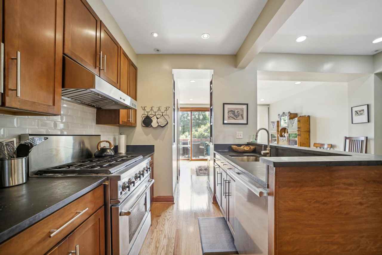 3617 13th St Nw - Photo 7 of 23