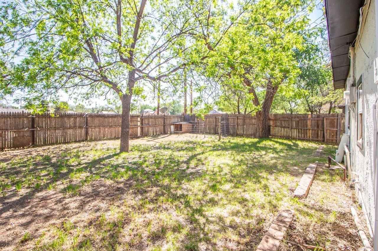 1719 25th St - Photo 7 of 7