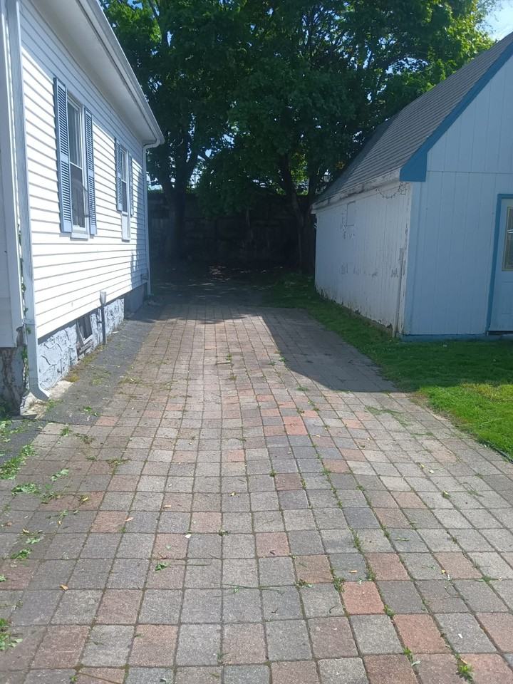 16 Valley St #1 - Photo 2 of 14