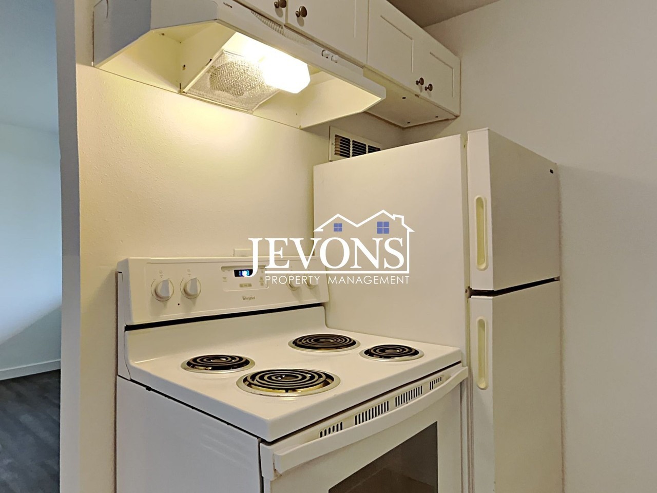 Twin Oaks - Photo 3 of 26