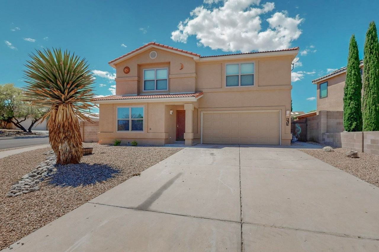 8301 Rancho Pleno Nw - Photo 2 of 40
