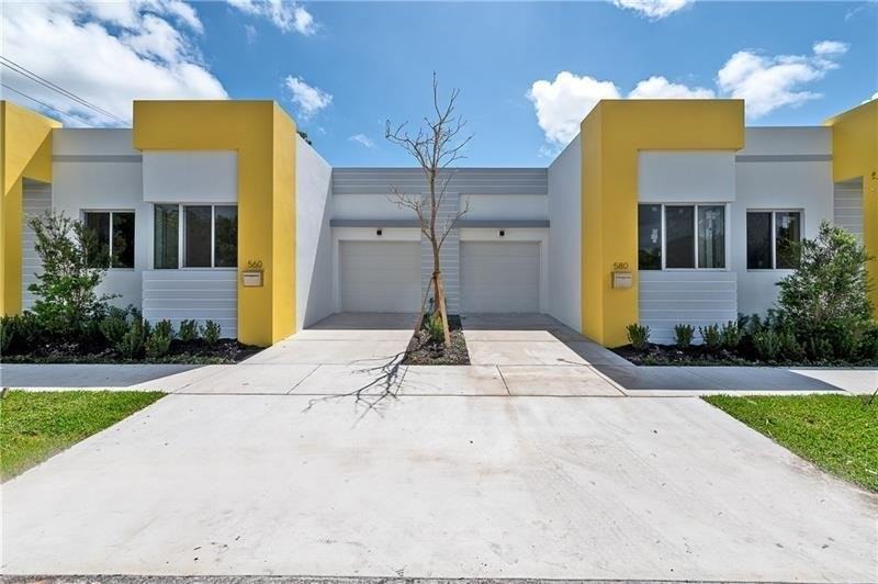 560 Nw 125th St - Photo 2 of 8