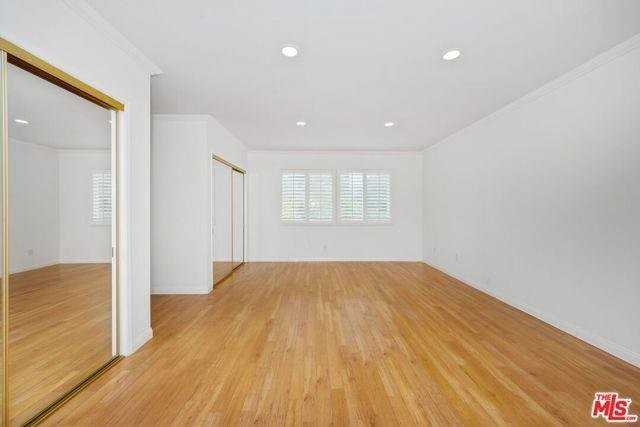22601 Dardenne St - Photo 2 of 6
