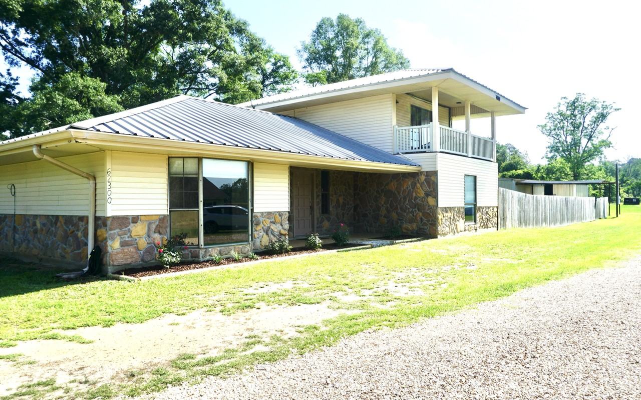 62300 Russell Town Rd - Photo 2 of 14