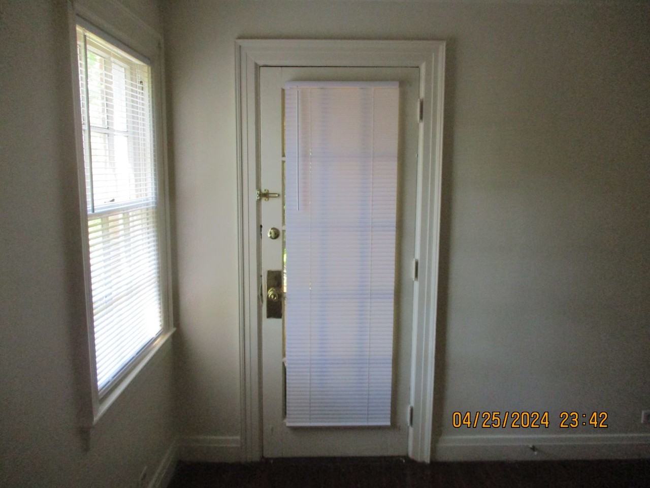 827 W 2nd Ave - Photo 2 of 9