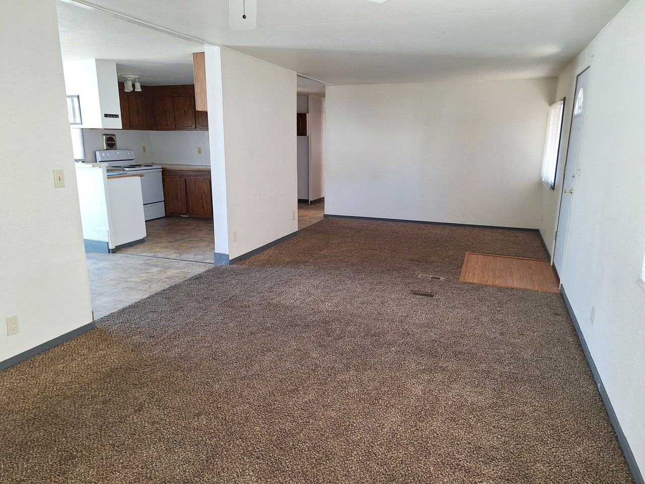 2903 Ne Riverside Ave #15 - Photo 3 of 9