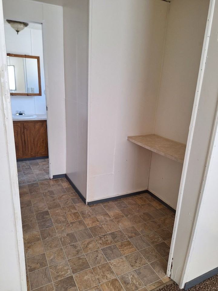 2903 Ne Riverside Ave #15 - Photo 4 of 9