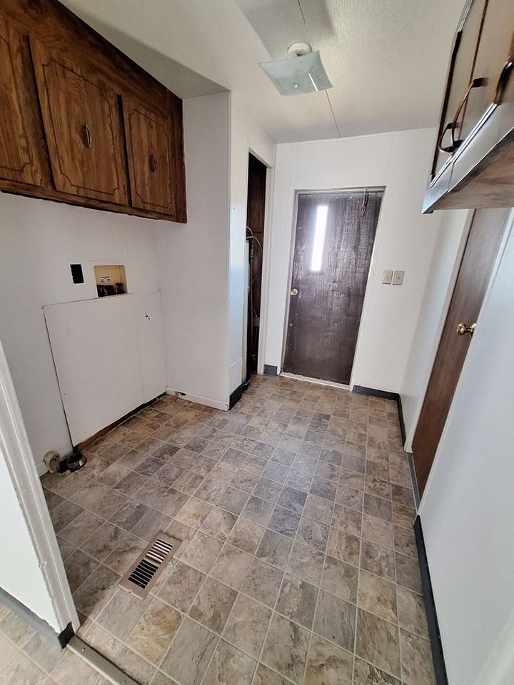 2903 Ne Riverside Ave #15 - Photo 5 of 9