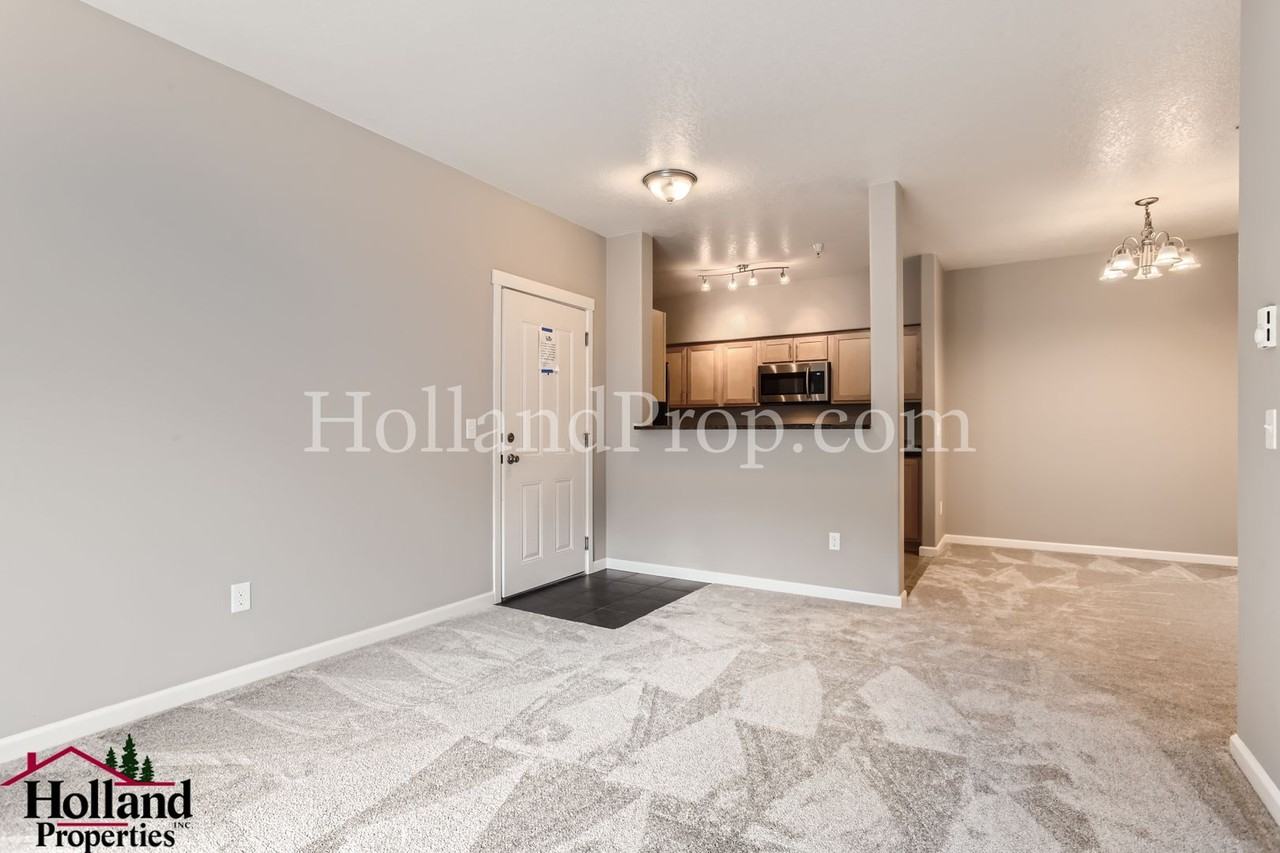 11845 Nw Stone Mountain Ln #303 - Photo 3 of 11
