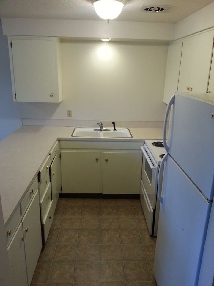 007-Garden Apartments - Photo 6 of 13