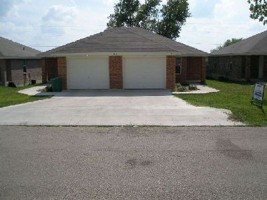 featured image of 925 Maplewood St