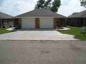 925 Maplewood - Photo 1 of 1