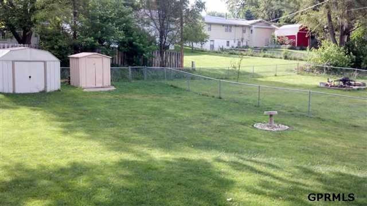 2801 Madison St - Photo 3 of 10