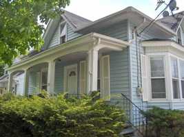 featured image of 525 W 5th St