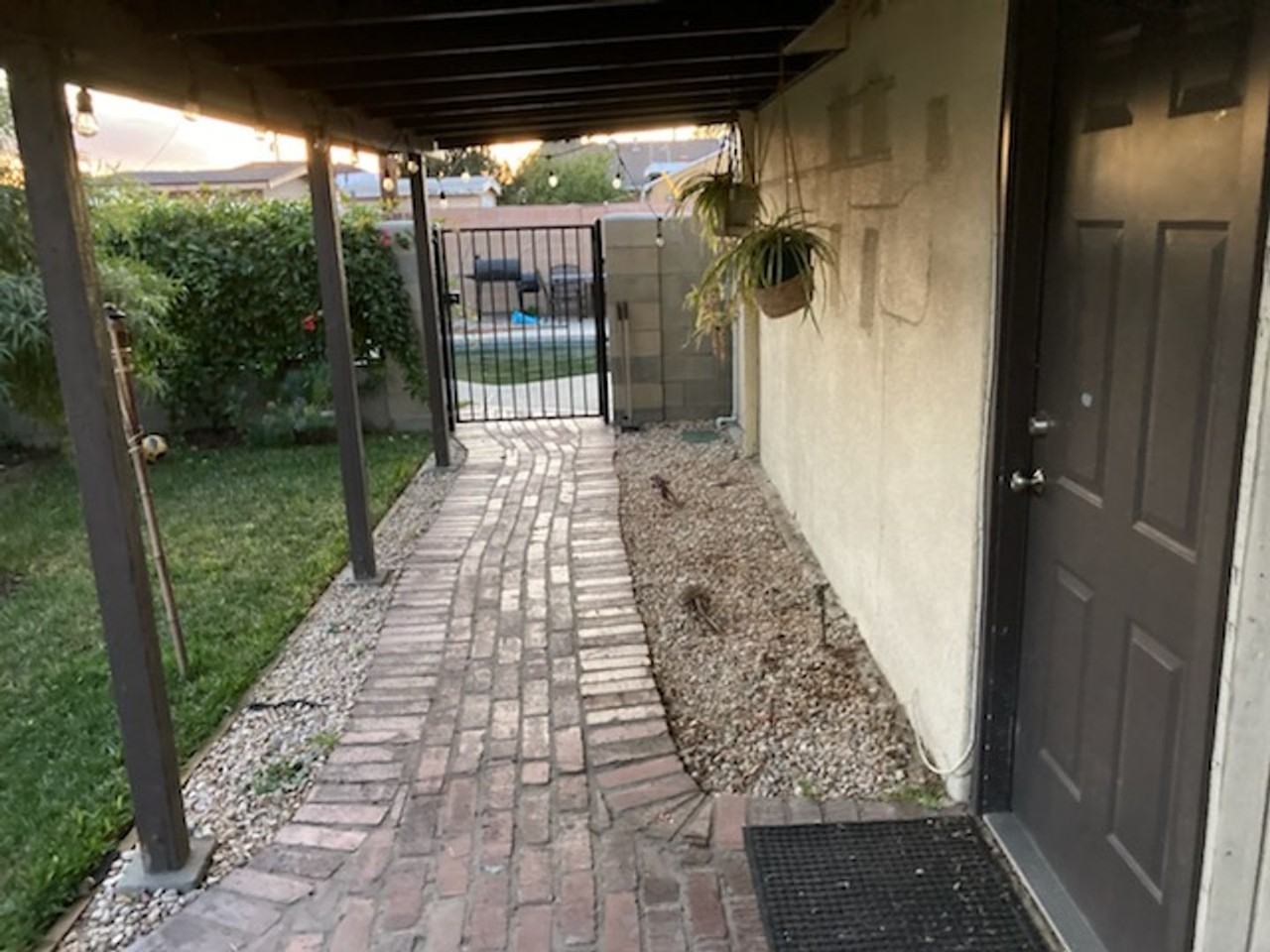 7757 7757 Fair Ave - 7757 Fair Ave (Back House) - Photo 2 of 48