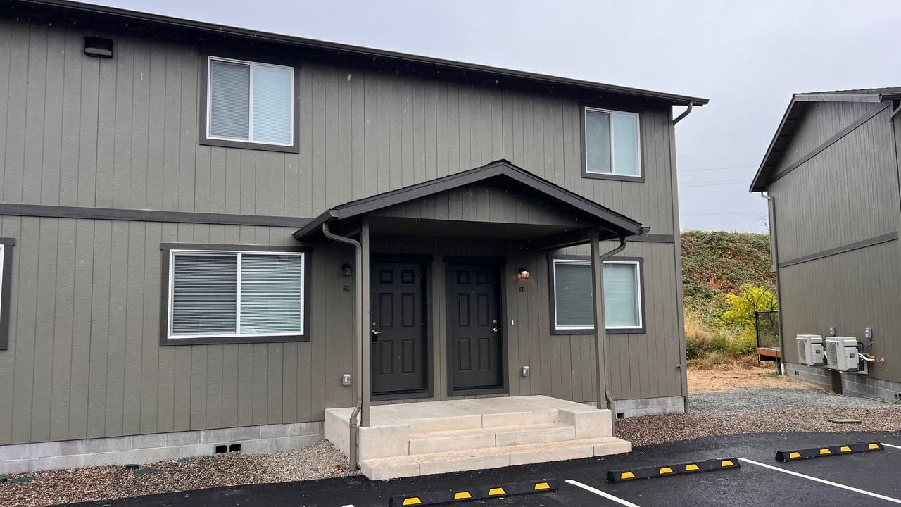 610 N Main St Apt 5c #5C - Photo 2 of 9