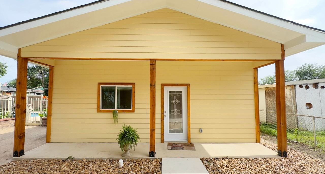 710 W Baetz Blvd #2 - Photo 2 of 13