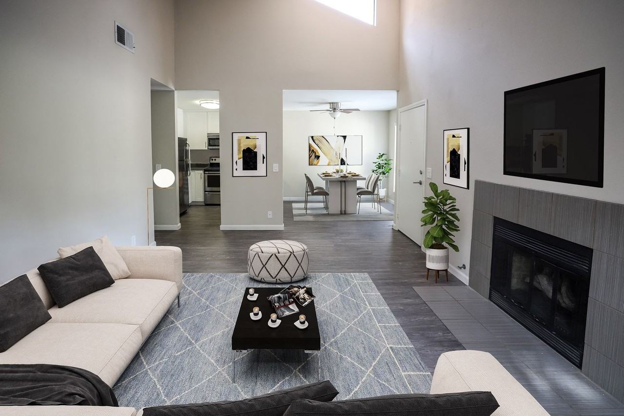 Sommerset La Costa - Photo 4 of 26