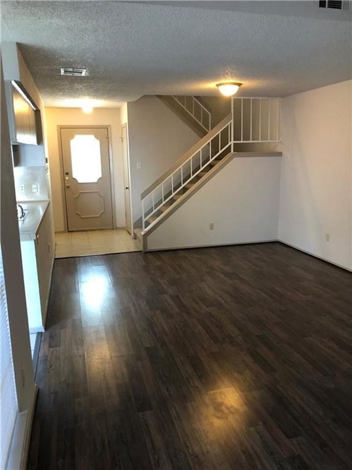 8330 Fathom Cir #103 - Photo 3 of 9