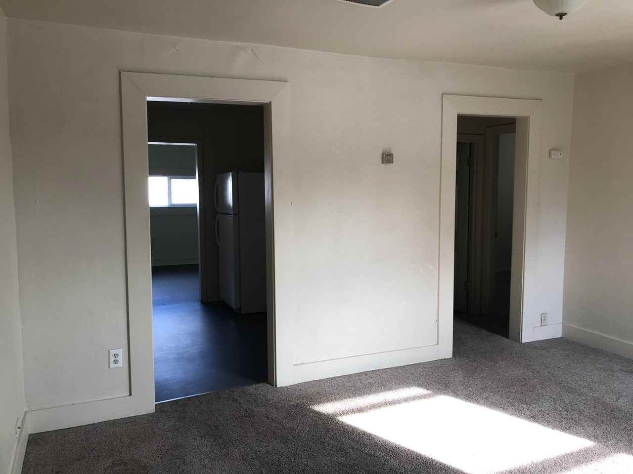 4977 Mathers St - Photo 3 of 8
