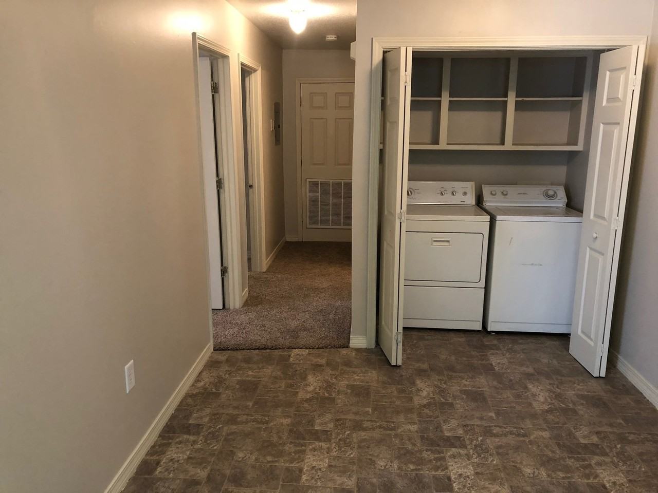 Cameron Point Duplexes - Photo 5 of 9