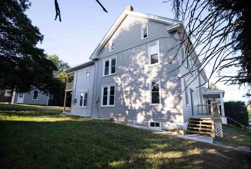 620 W Broadway - Photo 2 of 13