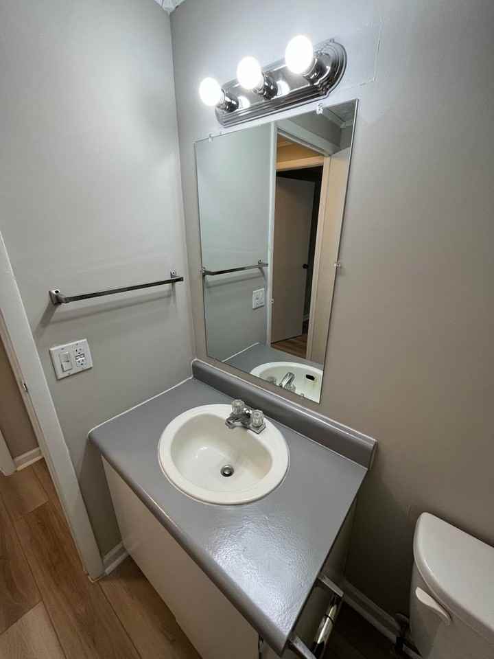 Stillwater Apartments - Photo 5 of 37