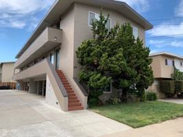 featured image of 33 E 40th Ave