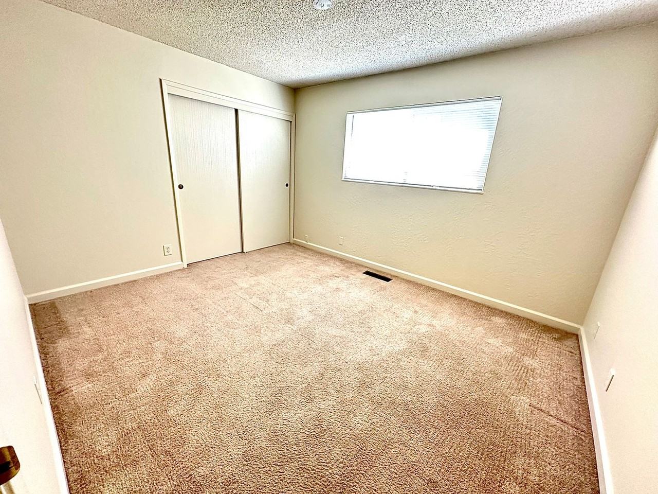 6225 Guyson Ct - Photo 6 of 12