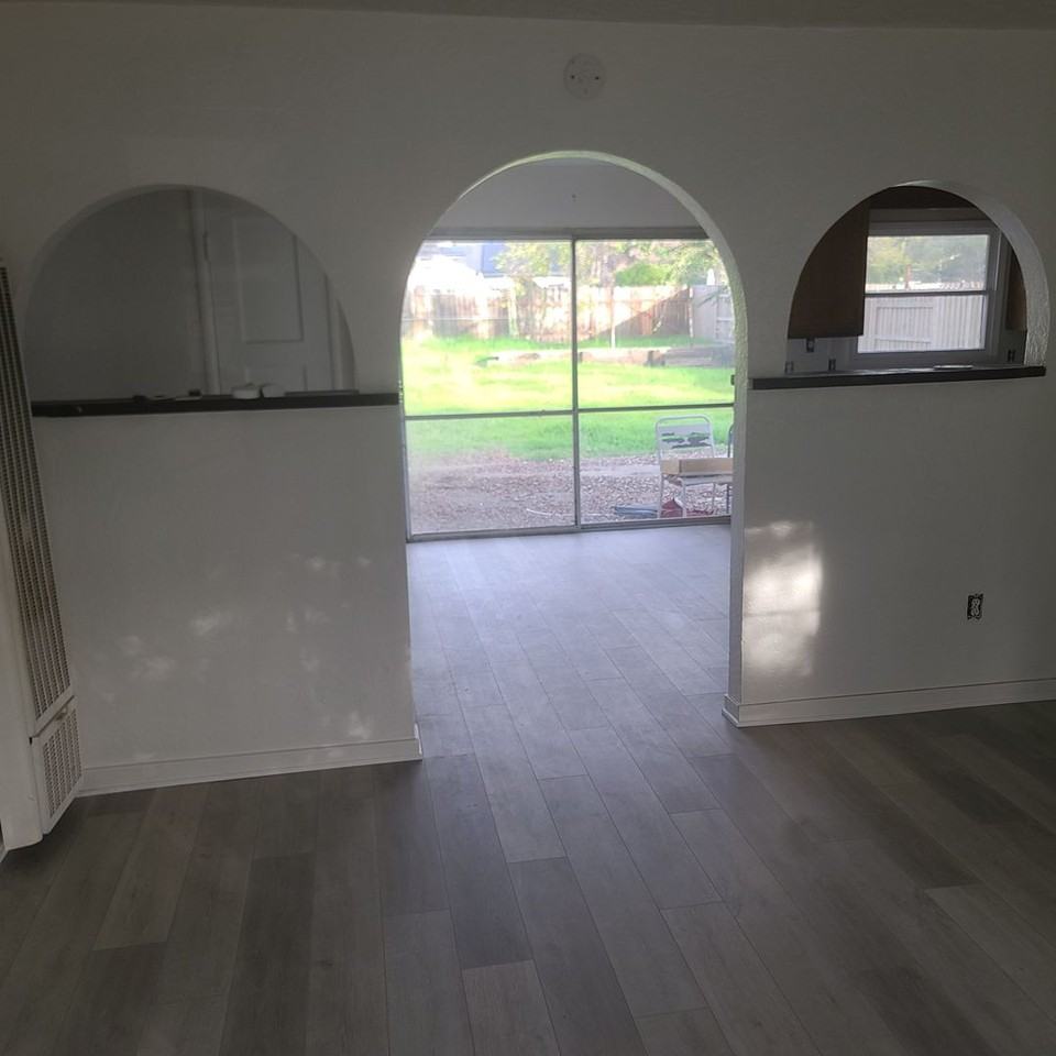 204 Shady Ln - Photo 3 of 15