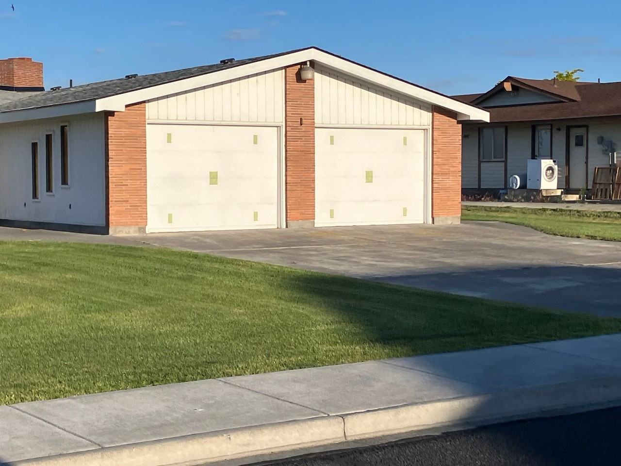 302 W Northshore Dr - Photo 4 of 35