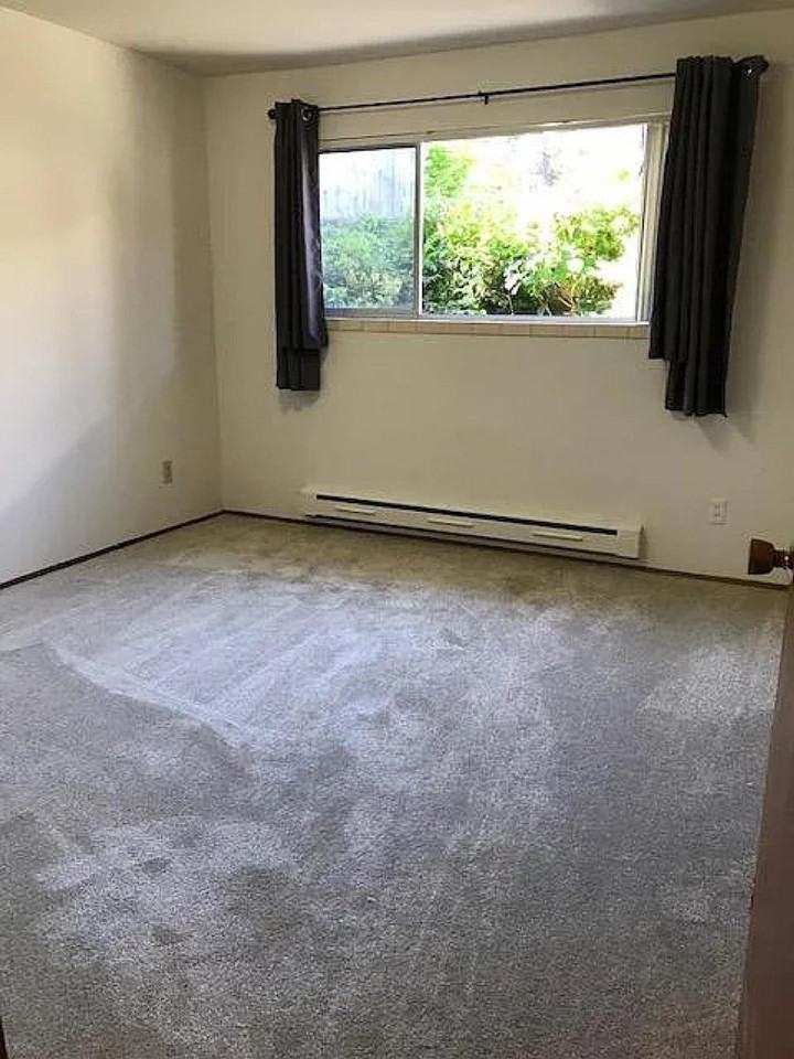 Lakeview Apartments - Photo 7 of 11