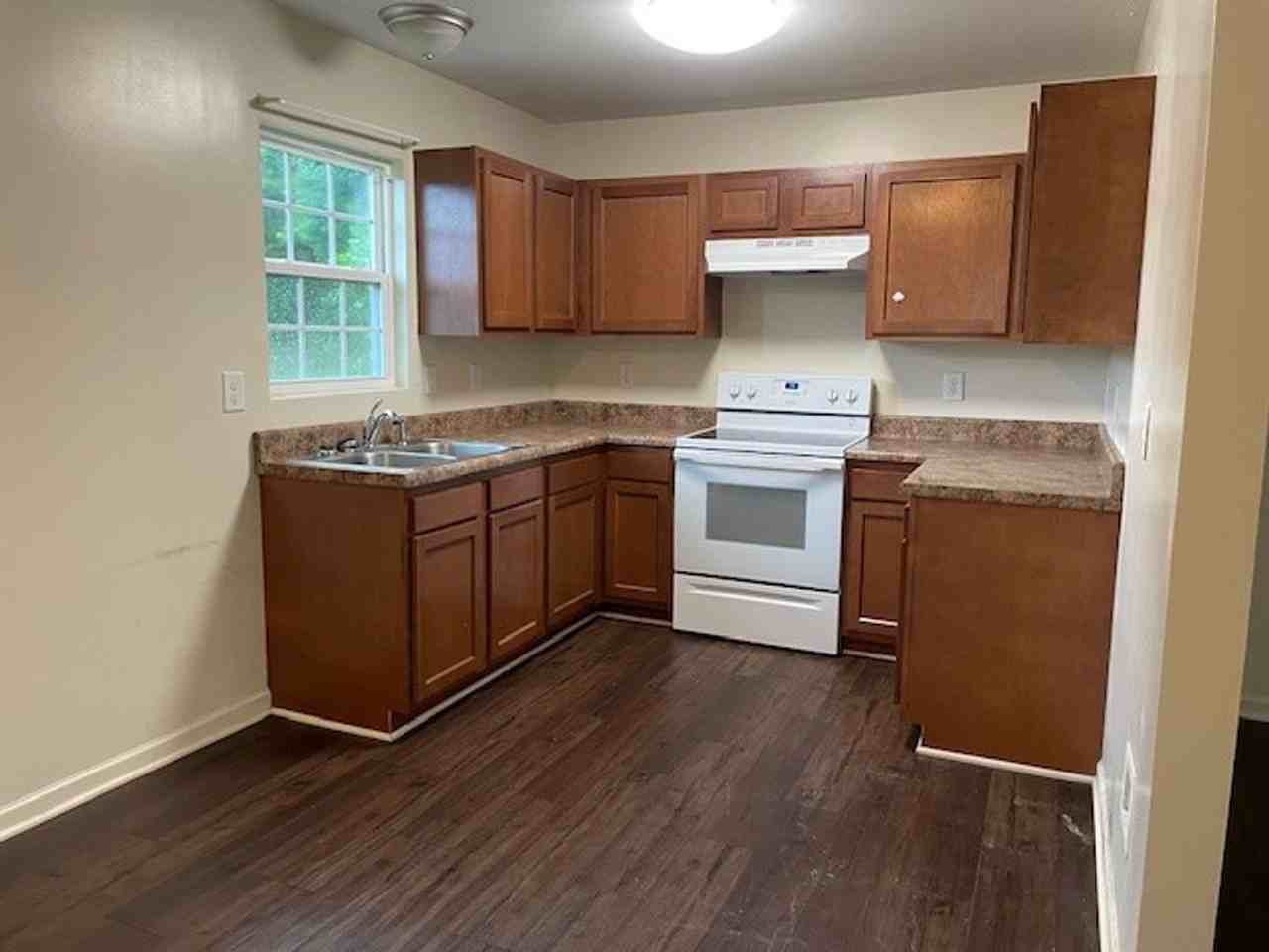 351 Citadel Dr - Photo 3 of 6