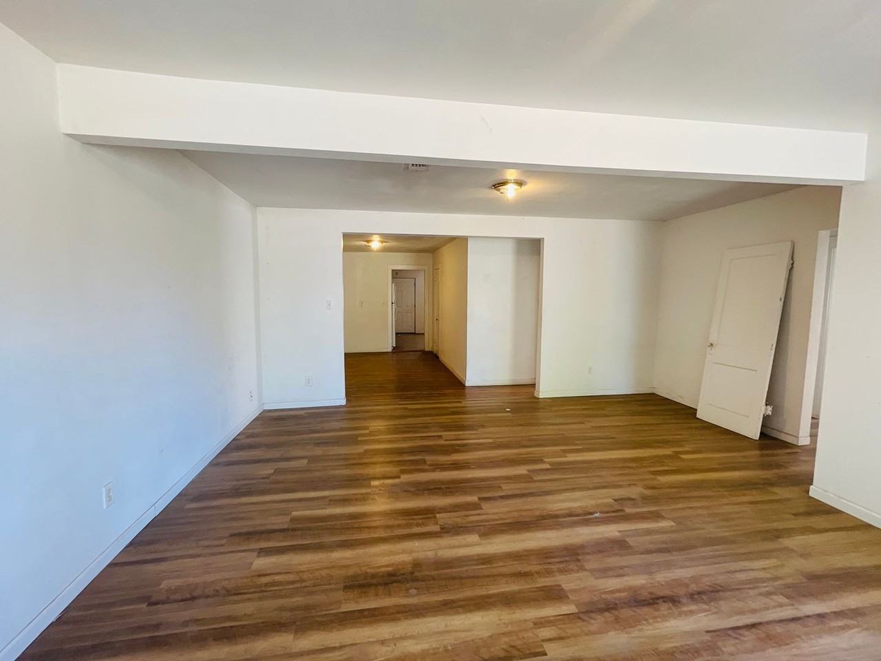 709 S Avenue B - Photo 7 of 20