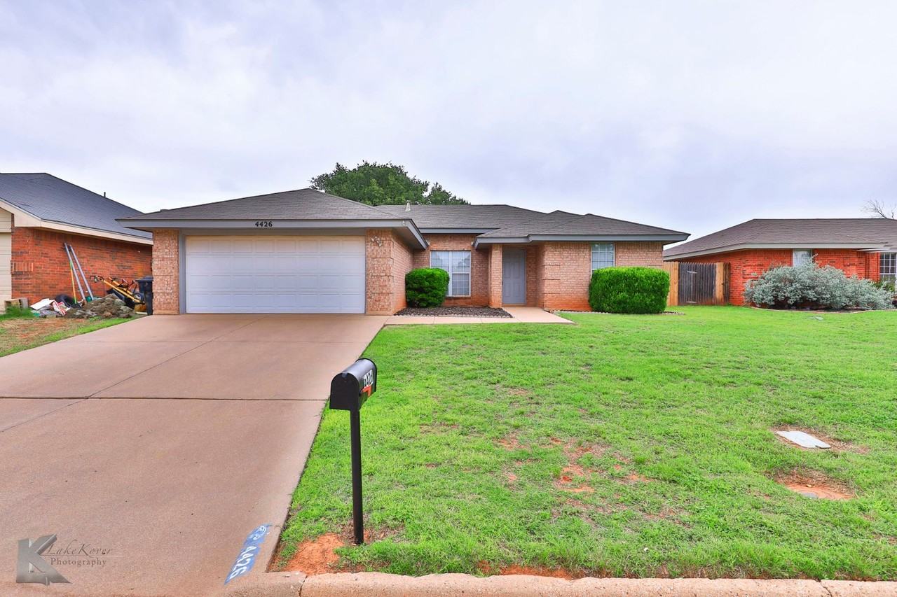 4426 Bob O Link Dr - Photo 2 of 36