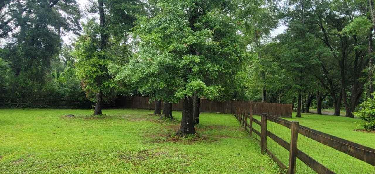 9870 Wadesboro Rd - Photo 2 of 26