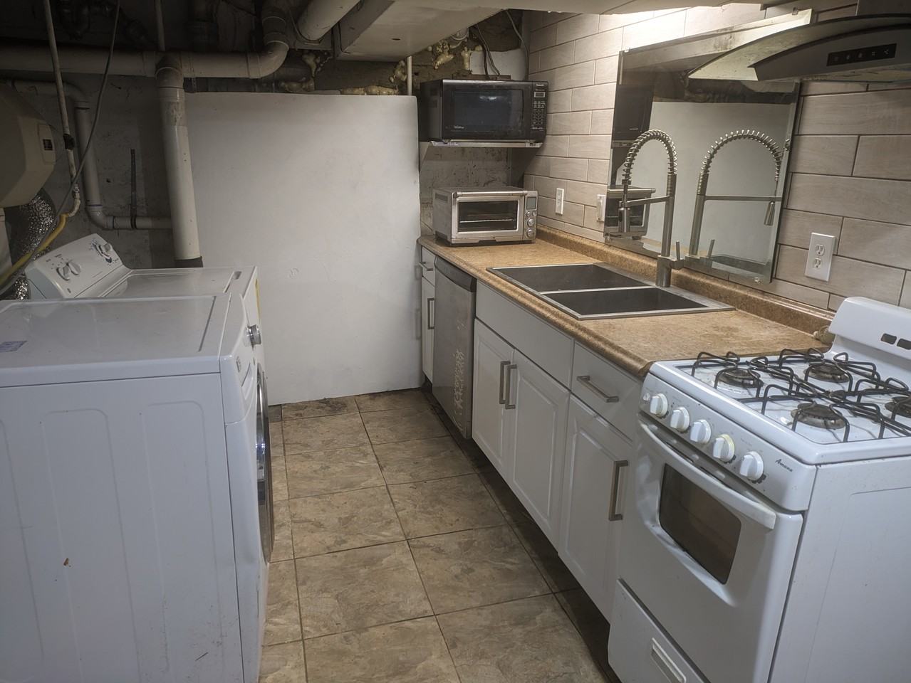 200 Flourtown Road - Photo 3 of 14